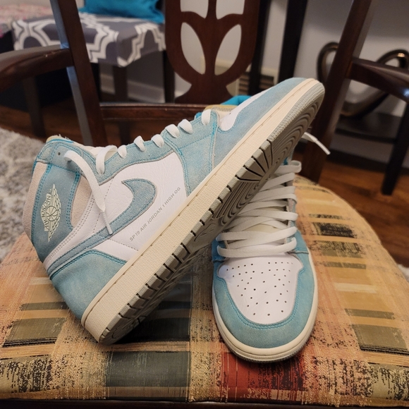 Sold....Jordan 1 Turbo Green size 13 - Picture 6 of 9